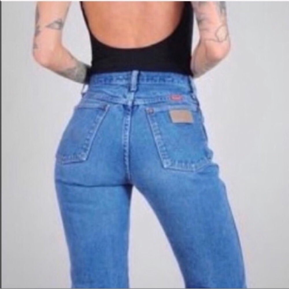 Wrangler Women's High Rise Jeans - Blue